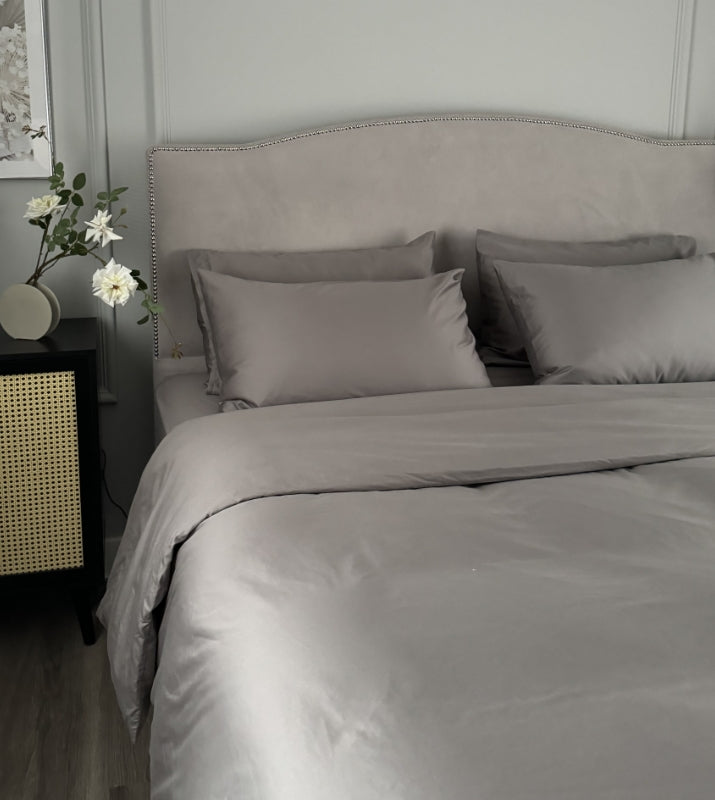 Colour - Grey